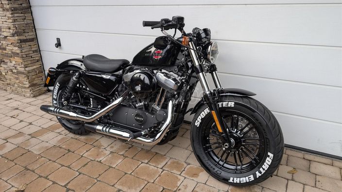 HARLEY-DAVIDSON SPORTSTER