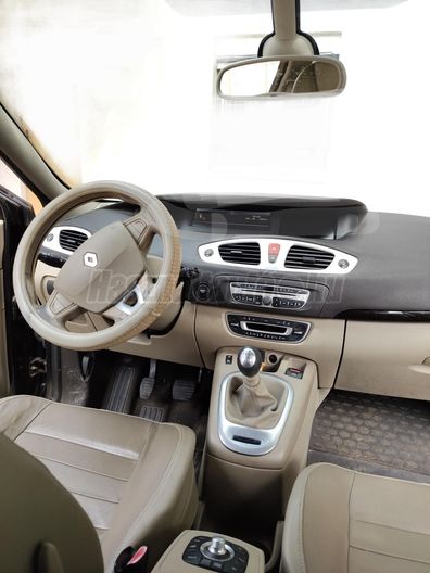 RENAULT GRAND SCENIC Scénic 2.0 dCi Privilege