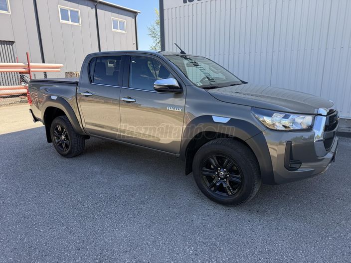 TOYOTA HILUX 2.8 D-4D 4x4 Double Active