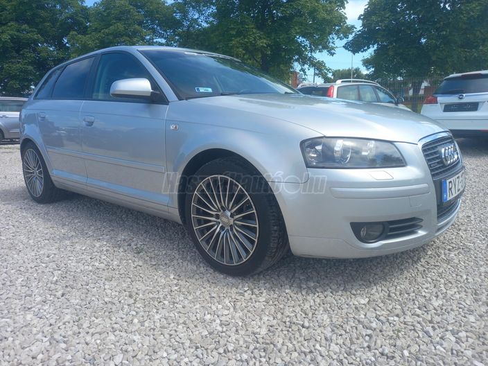 AUDI A3 3.2 V6 quattro Ambition