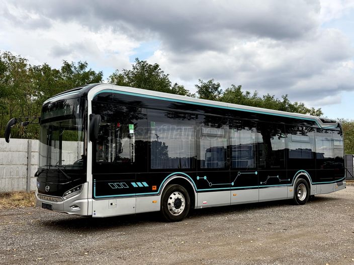 SKYWELL Elektromos / Újszerű / 72 fő