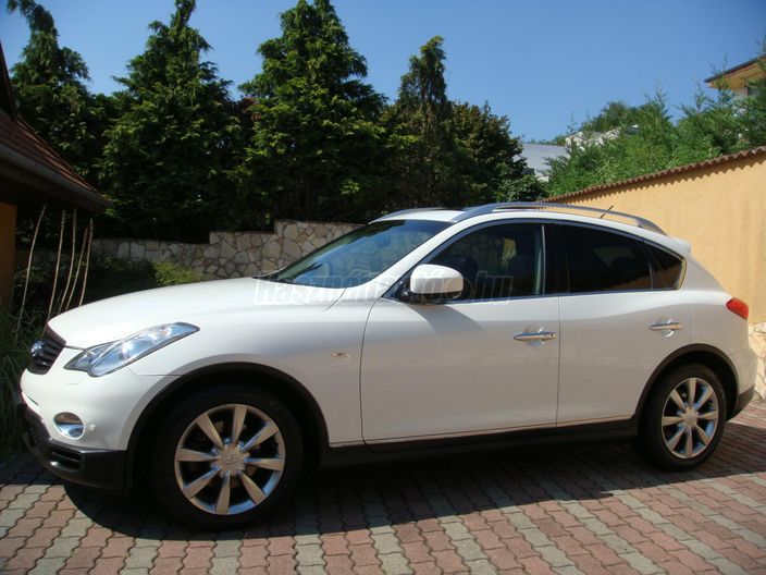 INFINITI EX EX30d 3.0 V6 GT Premium (Automata)