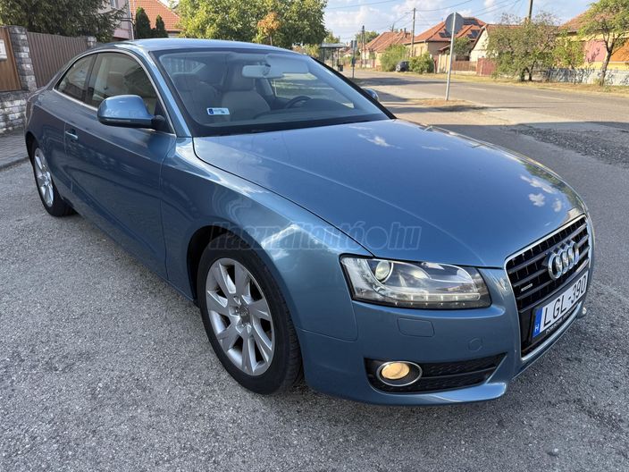AUDI A5 Coupé 3.0 TDI DPF quattro S-tronic