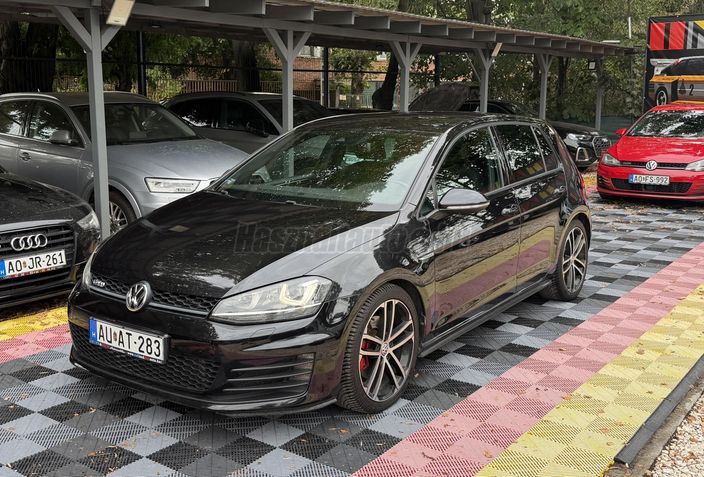 VOLKSWAGEN GOLF VII