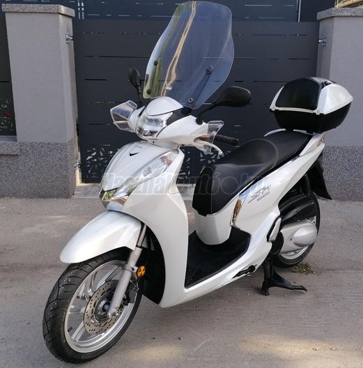 HONDA SH 300