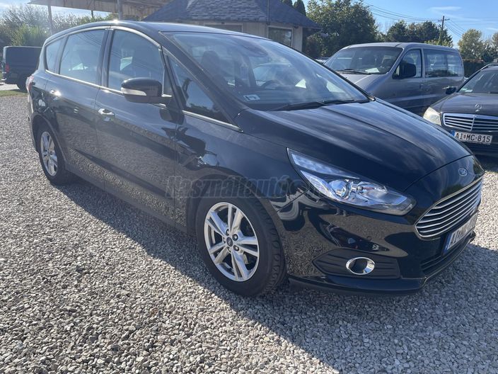 FORD S-MAX 2.0 TDCi Titanium