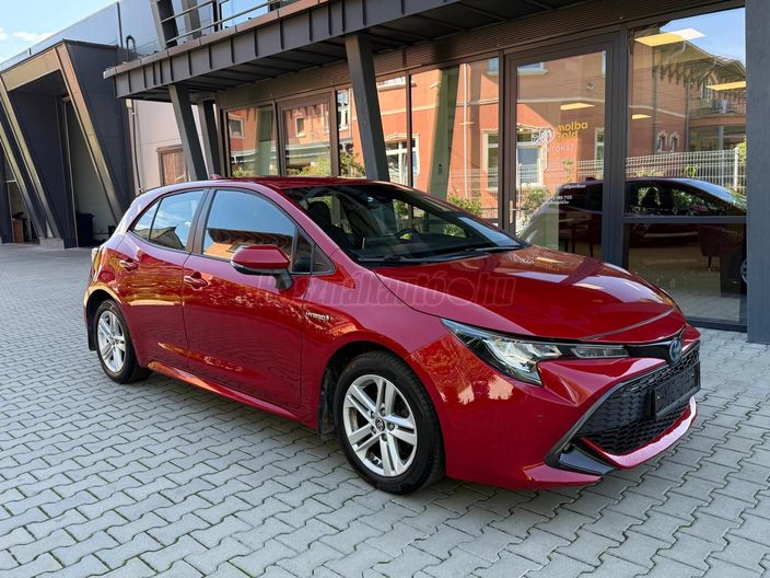 TOYOTA COROLLA 1.8 Hybrid Active e-CVT