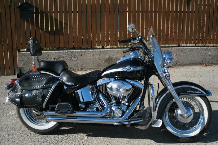 HARLEY-DAVIDSON HERITAGE SOFTAIL CLASSIC