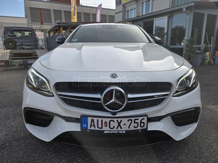 MERCEDES-AMG E 63 4MATIC+ 9G-TRONIC