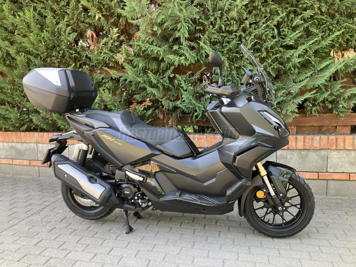 HONDA ADV 350