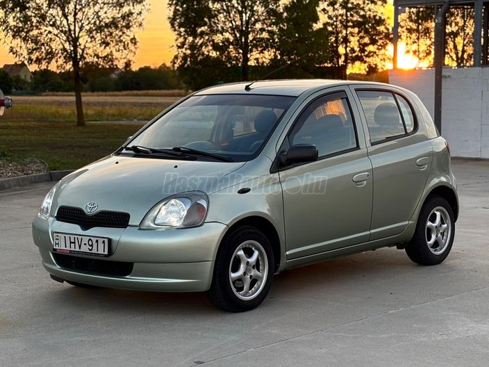 TOYOTA YARIS 1.0 Linea Sol ABS