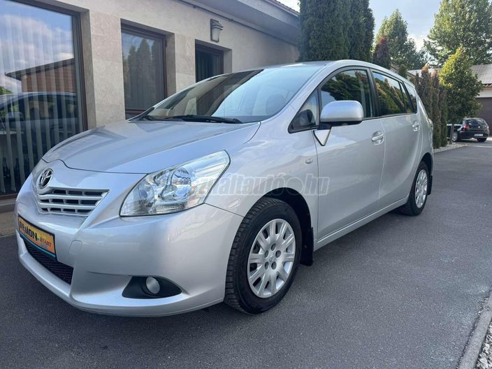 TOYOTA VERSO 1.6 Sol