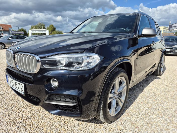 BMW X5 M50d (Automata)