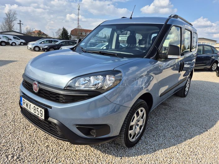 FIAT DOBLO Dobló Panorama 1.4 T-Jet Easy (7 személyes )