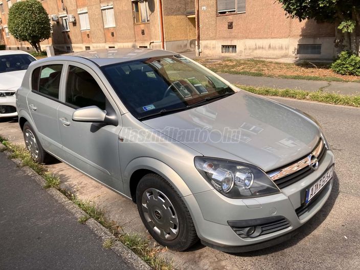 OPEL ASTRA H 1.4 Elegance