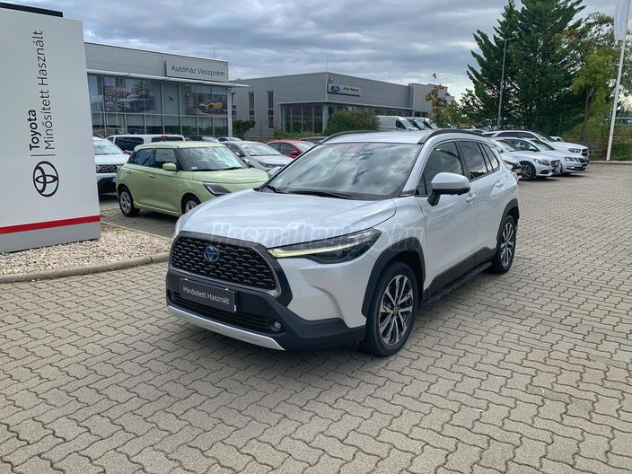 TOYOTA COROLLA CROSS 2.0 Hybrid Premier Edition AWD e-CVT