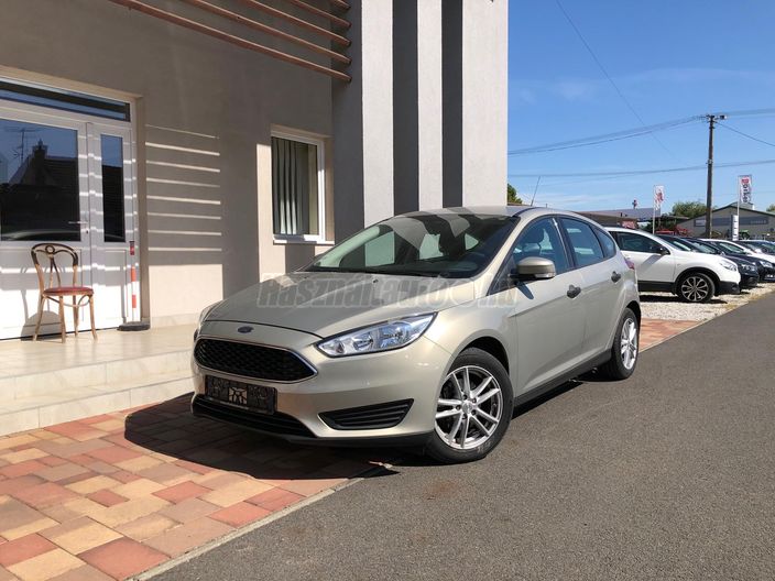 FORD FOCUS 1.6 Ti-VCT Ambiente