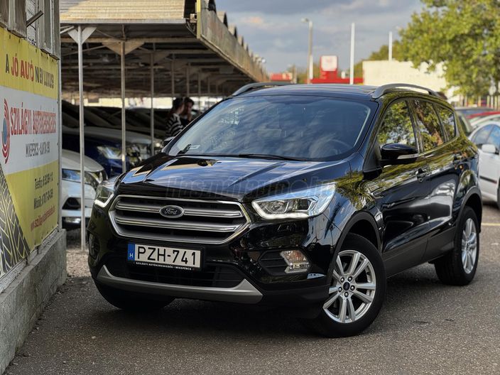 FORD KUGA 1.5 EcoBoost Titanium