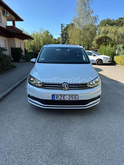 VOLKSWAGEN TOURAN 1.5 TSI ACT Comfortline DSG [7 személy]
