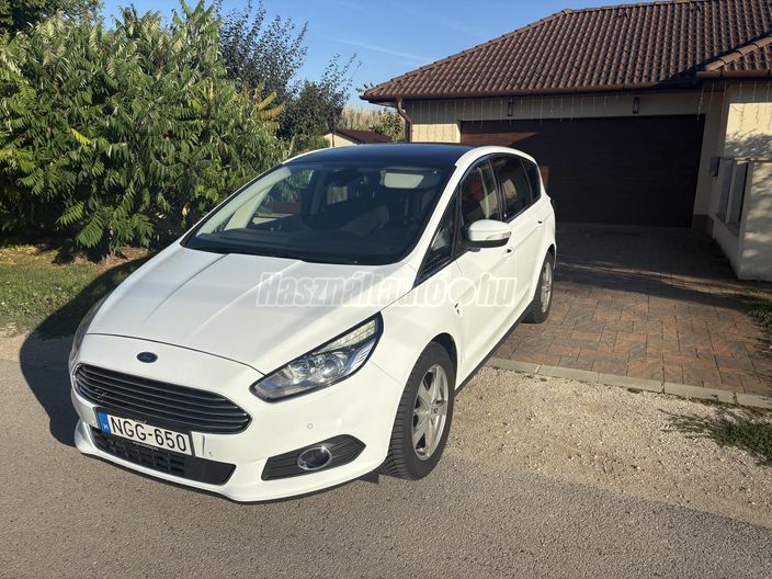 FORD S-MAX 2.0 TDCi Titanium [7 személy]