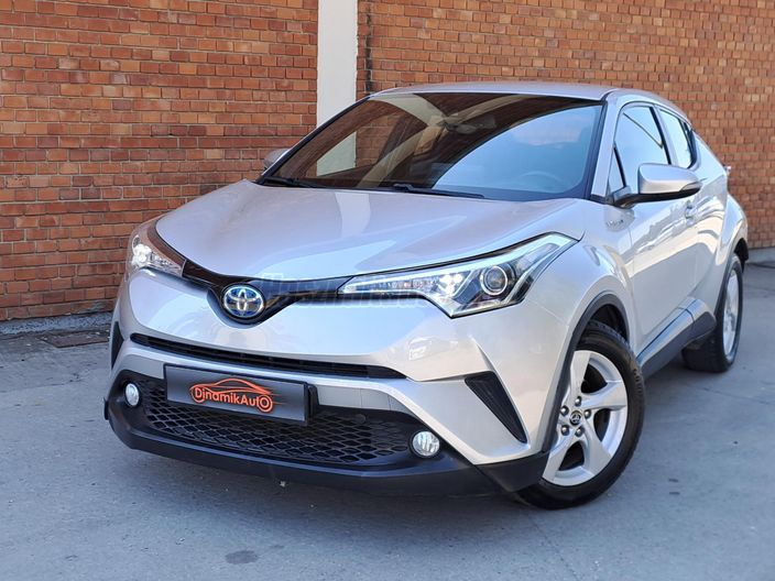 TOYOTA C-HR 1.8 Hybrid Comfort Business e-CVT