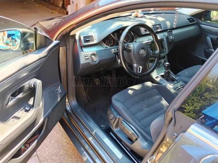 VOLKSWAGEN PASSAT CC 1.8 TSI