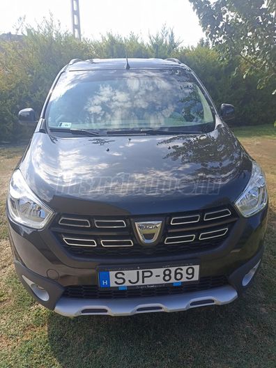 DACIA LODGY 1.5 Blue dCi Stepway (7 személyes )