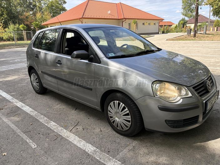 VOLKSWAGEN POLO 1.2 65 12V Trendline