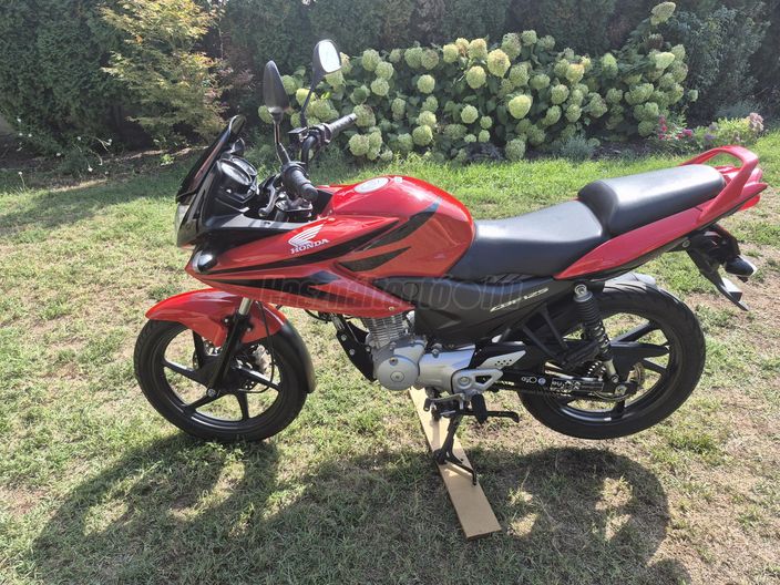 HONDA CBF 125