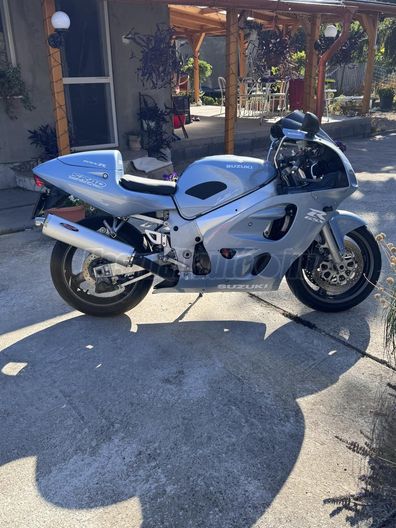 SUZUKI GSX-R 600