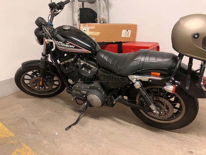 HARLEY-DAVIDSON SPORTSTER 883 R