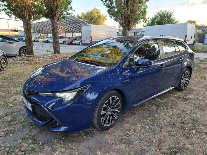 TOYOTA COROLLA Touring Sports 1.8 Hybrid Comfort Style e-CVT