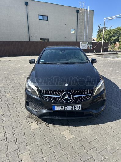 MERCEDES-BENZ A 220 d 4Matic AMG Line 7G-DCT