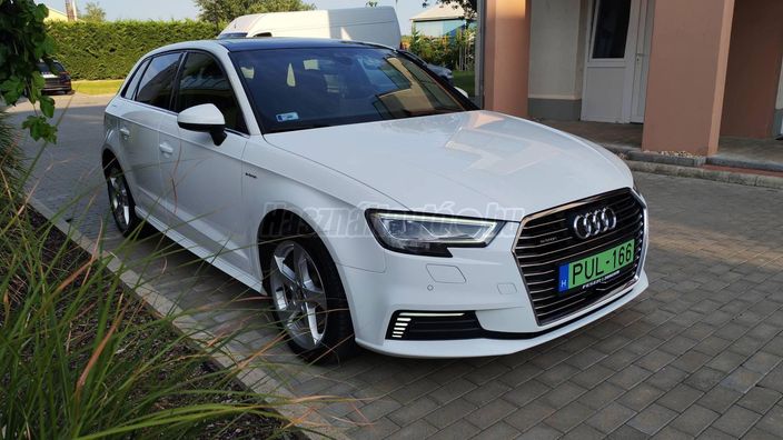AUDI A3 Sportback 1.4 TFSI Sport S-tronic e-tron