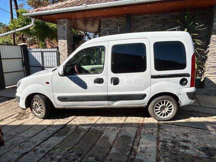 RENAULT KANGOO Express 1.5 dCi Komfort
