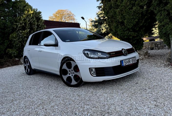VOLKSWAGEN GOLF VI 2.0 TSI GTI