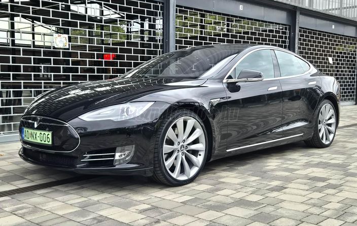 TESLA MODEL S P90D AWD (Automata)