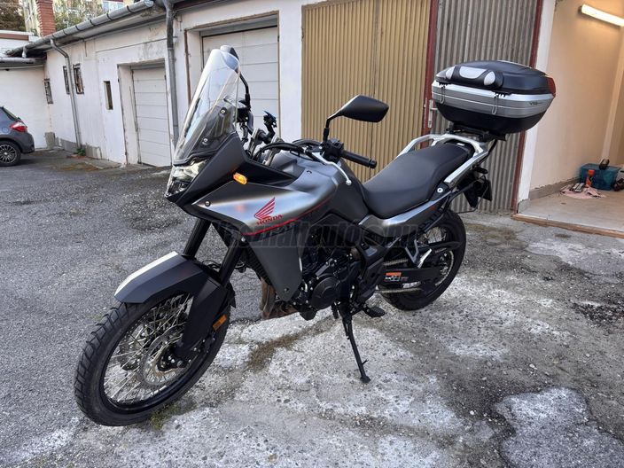 HONDA XL 750