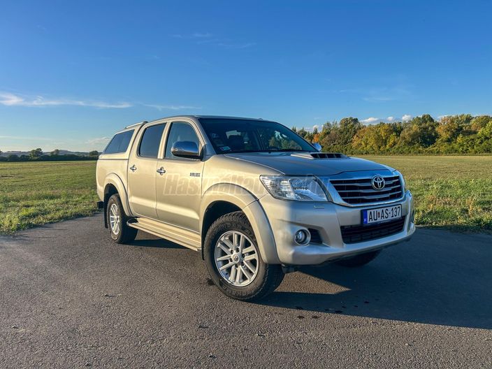 TOYOTA HILUX 3.0 D-4D 4x4 Double SR+ Leather (Automata)