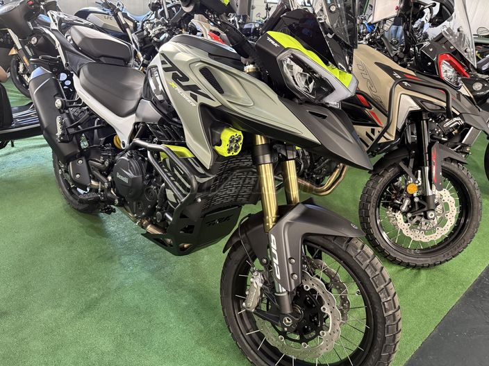 BENELLI TRK 902 STRADALE