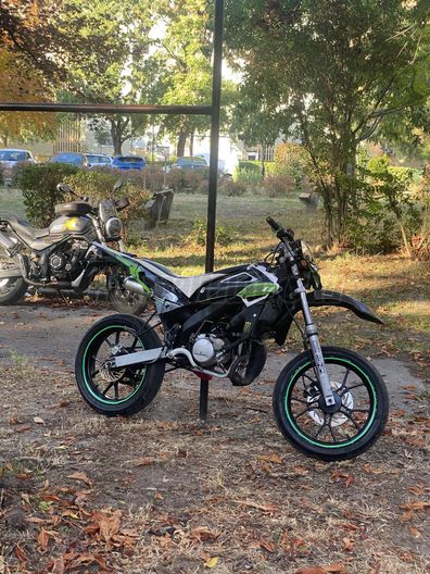 MOTORHISPANIA YR 11