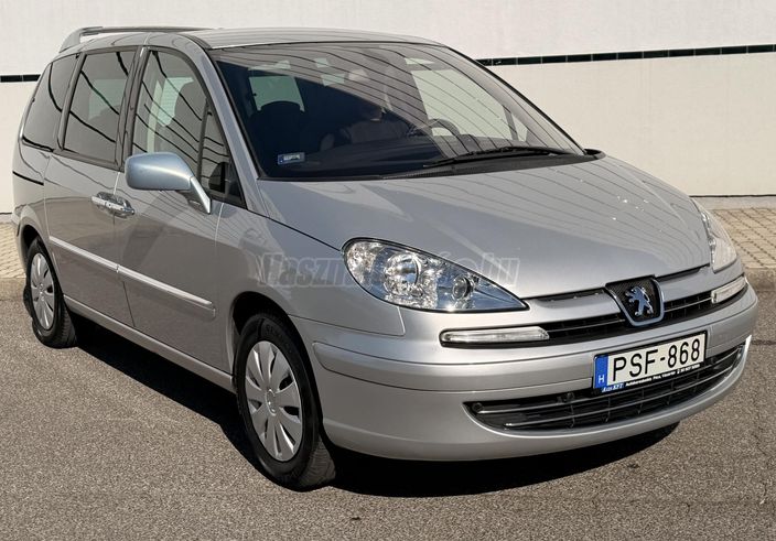 PEUGEOT 807 2.0 HDi Symbole