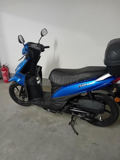 SUZUKI ADDRESS 125
