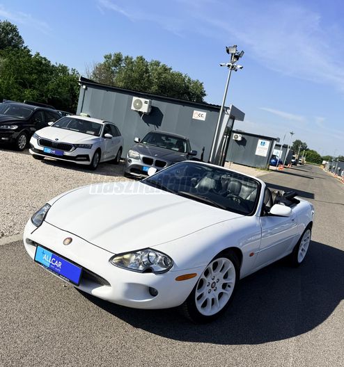 JAGUAR XK 8 4.0 Cabrio (Automata)