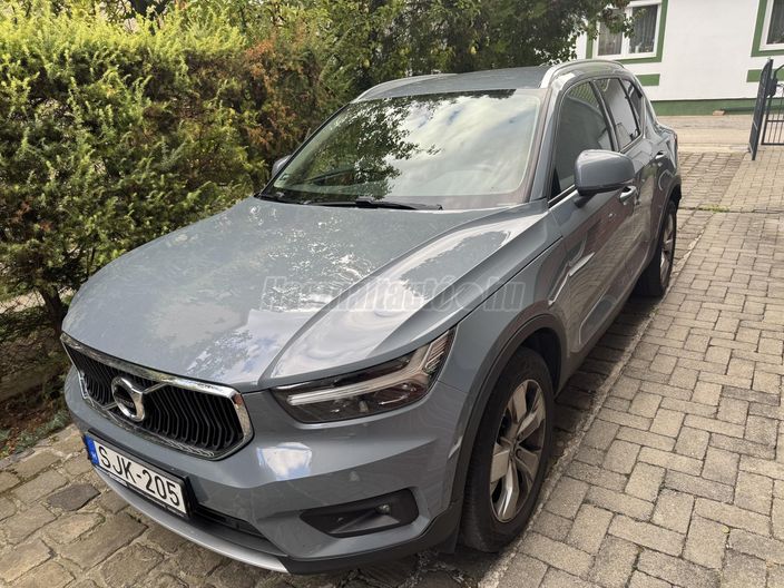VOLVO XC40 1.5 [T3] Momentum Pro