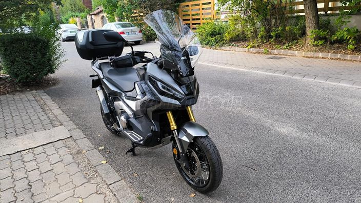 HONDA X-ADV