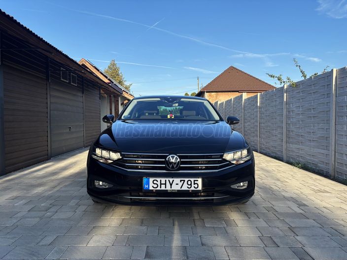 VOLKSWAGEN PASSAT VIII 2.0 TDI SCR Business DSG