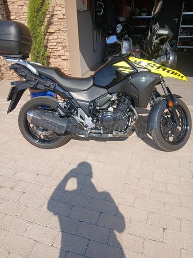 SUZUKI DL 250