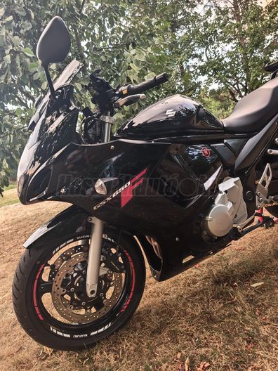 SUZUKI GSX 650 F