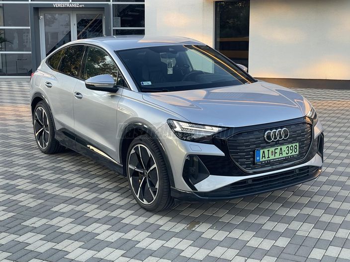 AUDI Q4 e-tron 50 quattro (Automata)